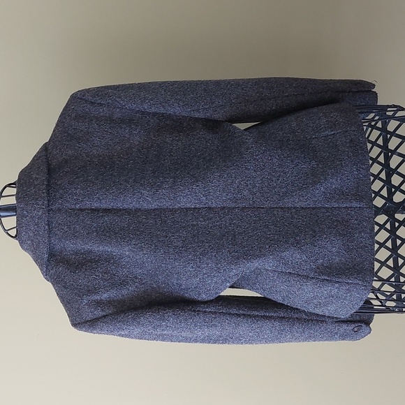 JONES NEW YORK, s.10, grey color jacket. Like new. - Picture 5 of 9